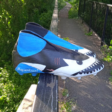 Load image into Gallery viewer, FOOTBALL BOOTS - Shark | Aquenture
