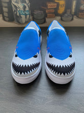 Load image into Gallery viewer, SHOES - Shark [FREE SHIPPING!!] | Aquenture
