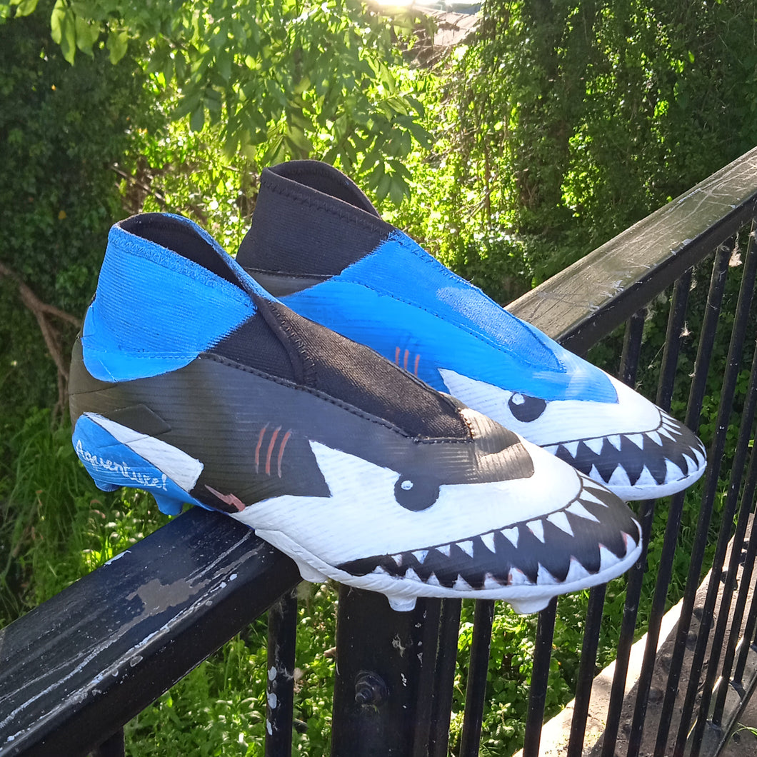 FOOTBALL BOOTS - Shark | Aquenture